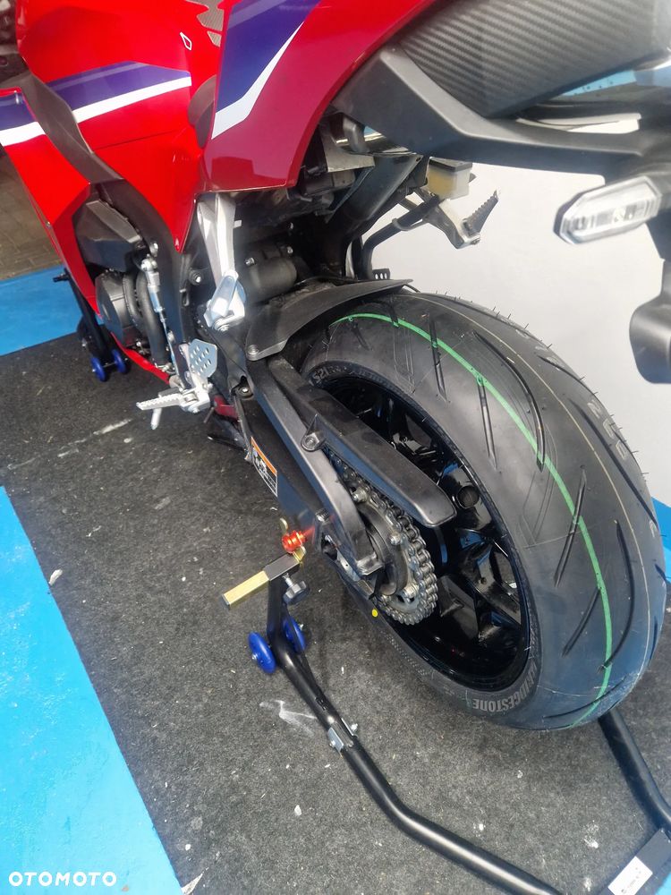 Honda CBR - 5
