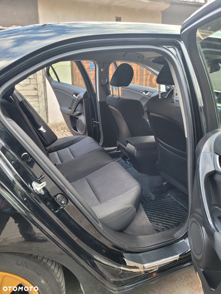 Honda Accord 2.0 Lifestyle - 8