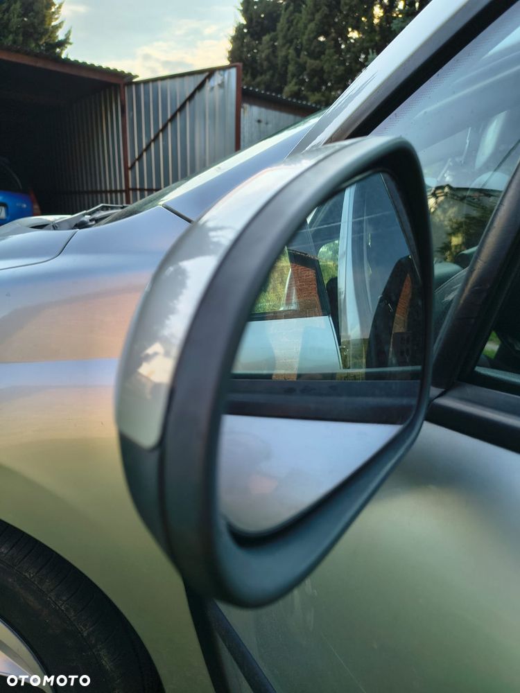 Peugeot 207 1.4 16V Presence - 19