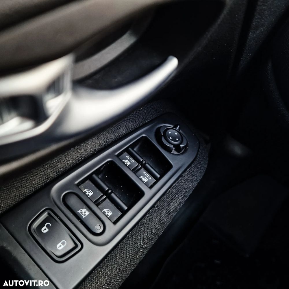 Jeep Renegade 1.0 Turbo 4x2 M6 Longitude - 22