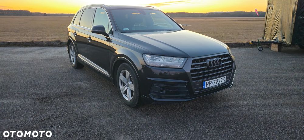 Audi Q7 - 32