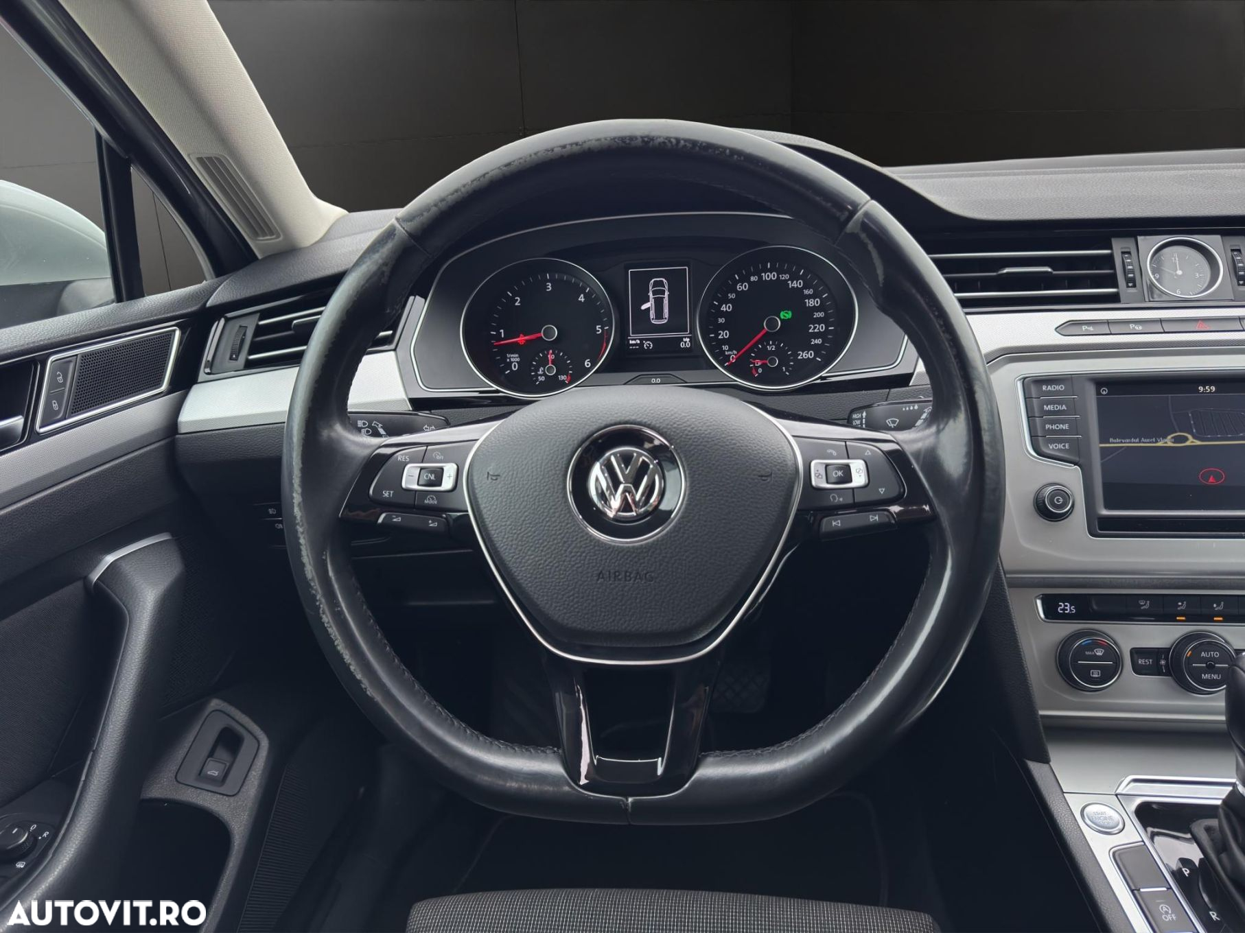 Volkswagen Passat - 7