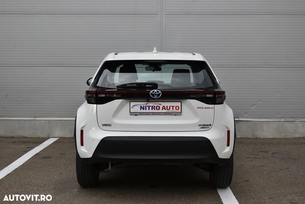 Toyota Yaris 1.5 VVT-i HSD Exclusive Style - 5