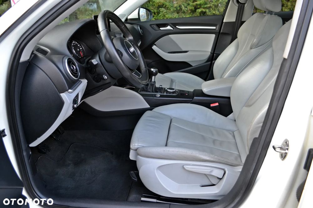 Audi A3 Sportback - 10