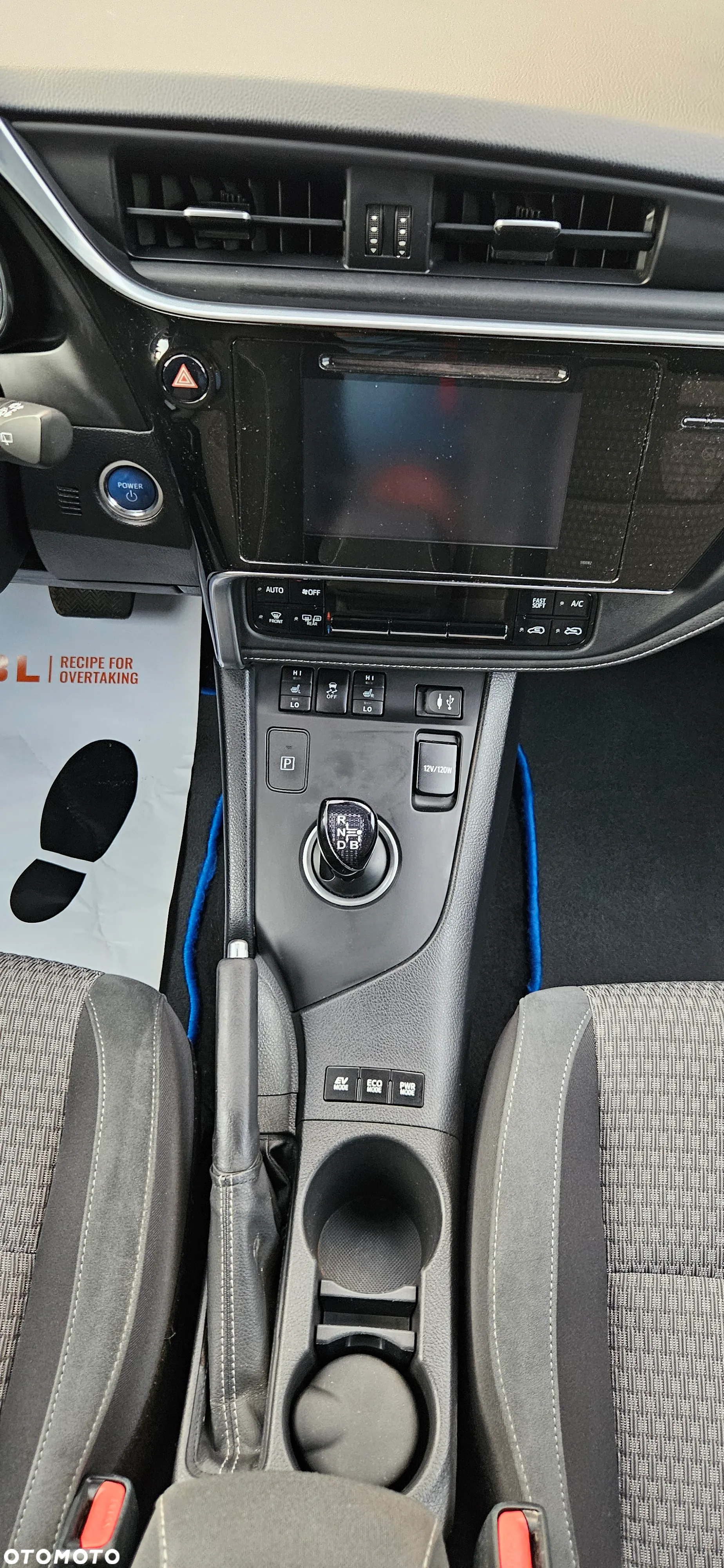 Toyota Auris 1.8 VVT-i Hybrid Automatik Edition-S - 17