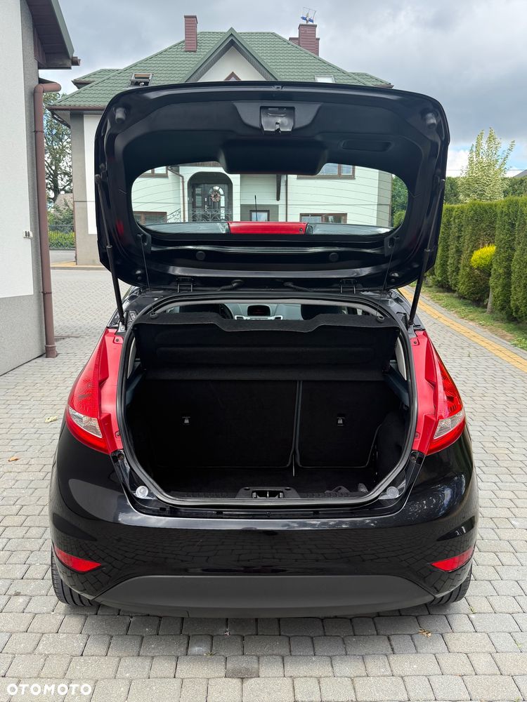 Ford Fiesta 1.25 Titanium - 10