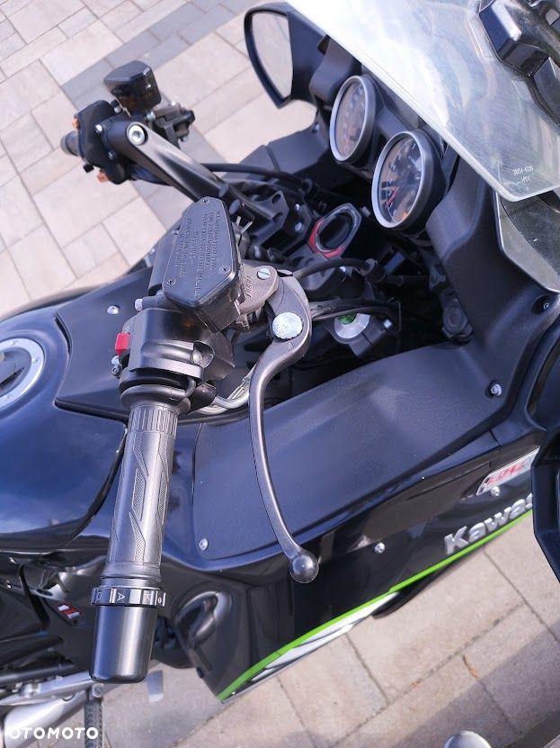 Kawasaki GTR - 5