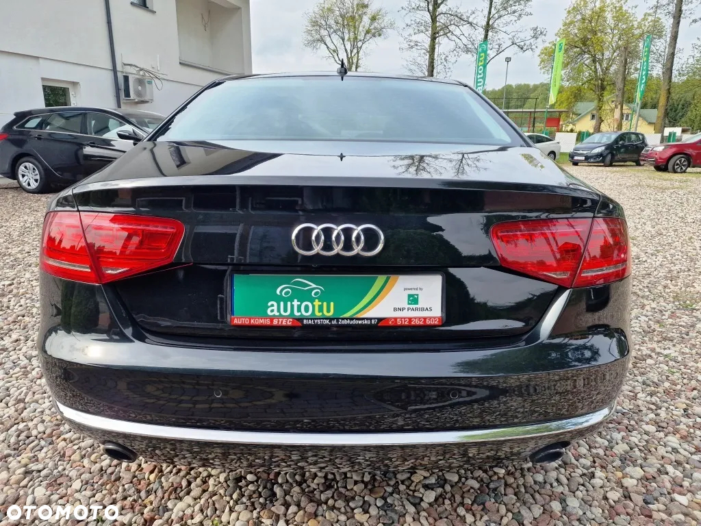 Audi A8 - 5