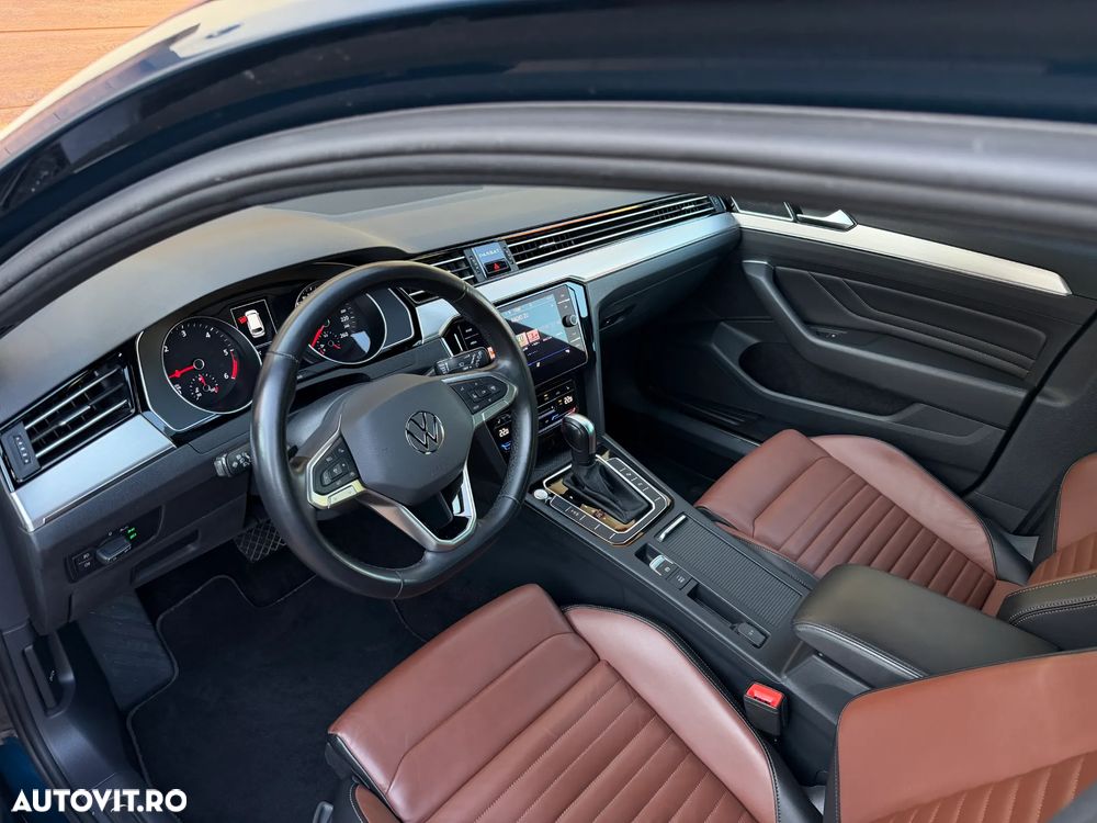 Volkswagen Passat 2.0 TDI SCR DSG Elegance - 8