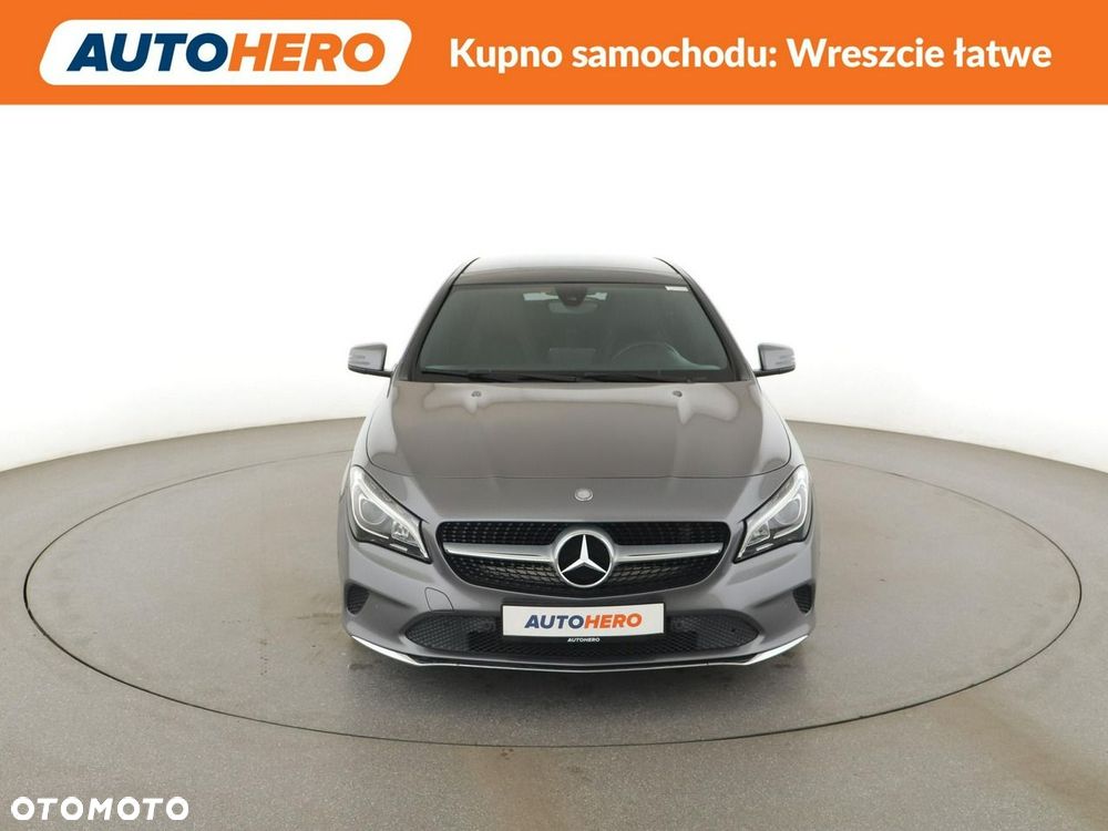 Mercedes-Benz CLA 180 d 7G-DCT Urban - 12