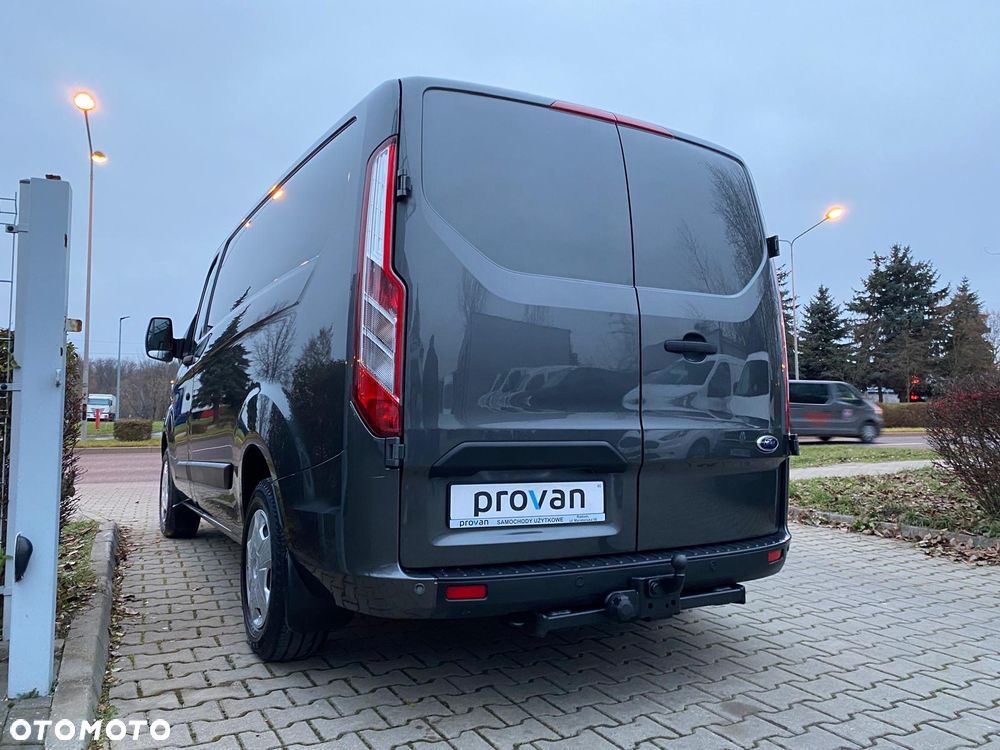 Ford TRANSIT CUSTOM 2,0 TDCI 130KM L1H1 NISKI PRZEBIEG ZABUDOWA WARSZTATOWA - 18