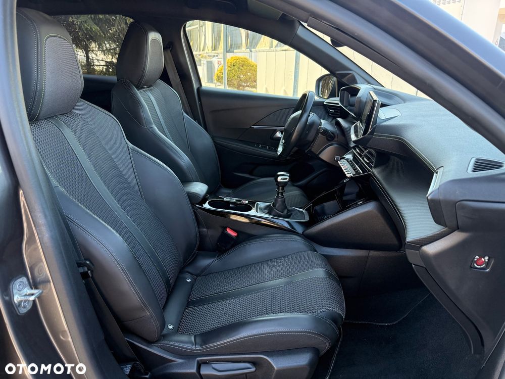 Peugeot 208 PureTech 100 GT Pack - 9