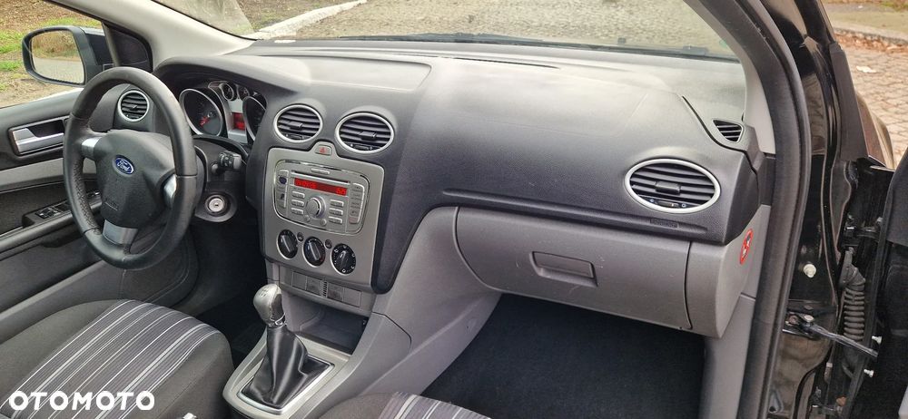 Ford Focus - 17