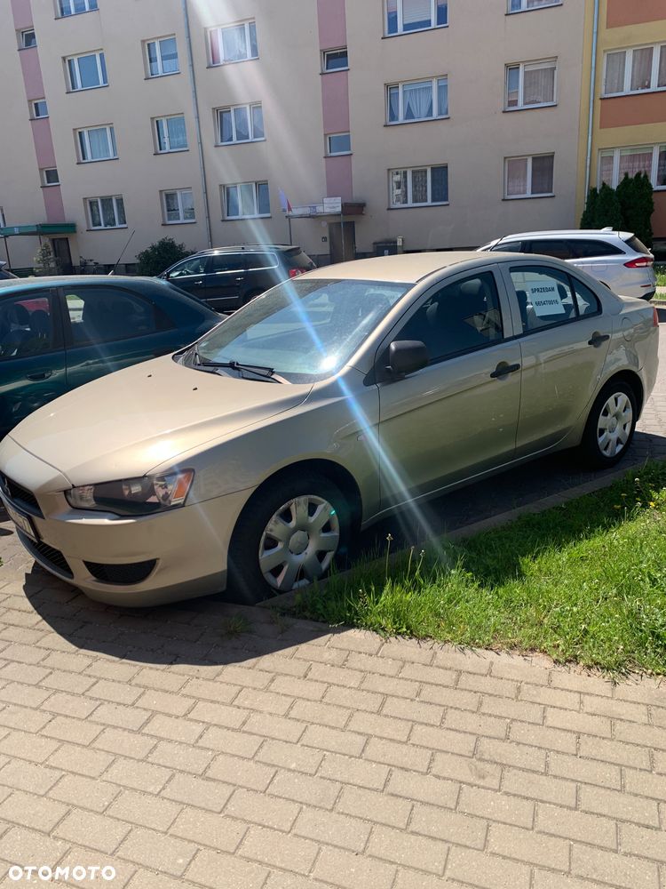 Mitsubishi Lancer - 4