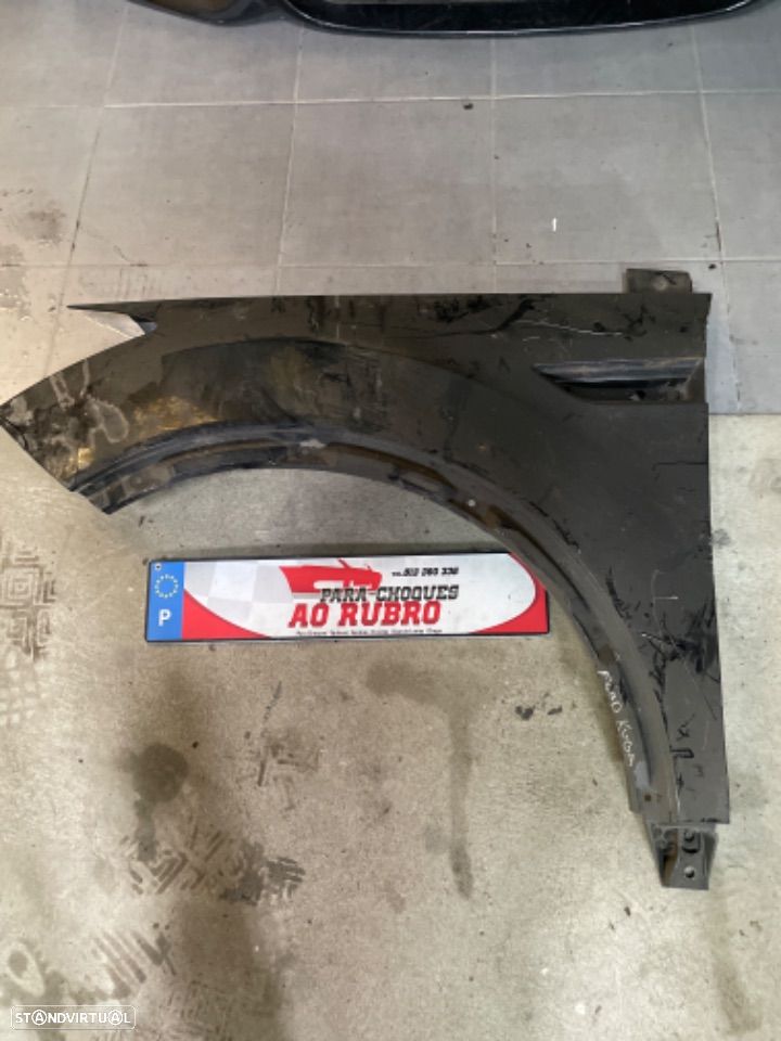 Guarda Lamas esq ford Kuga 2008 - 1