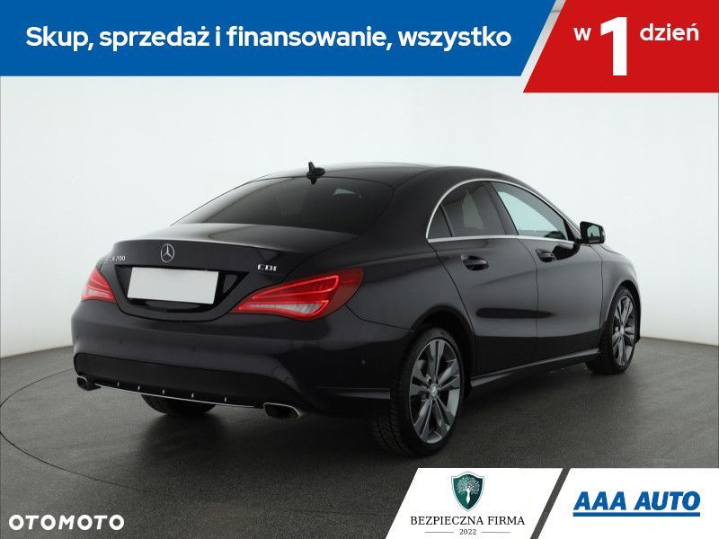Mercedes-Benz CLA - 6