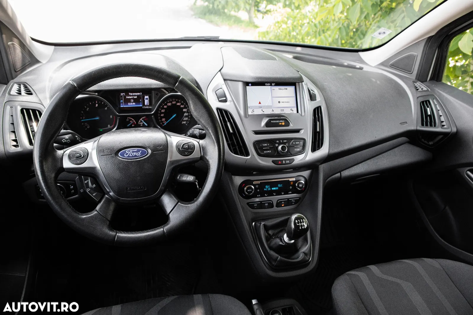 Ford Tourneo Connect 1.5 EcoBlue Start-Stop Titanium - 25