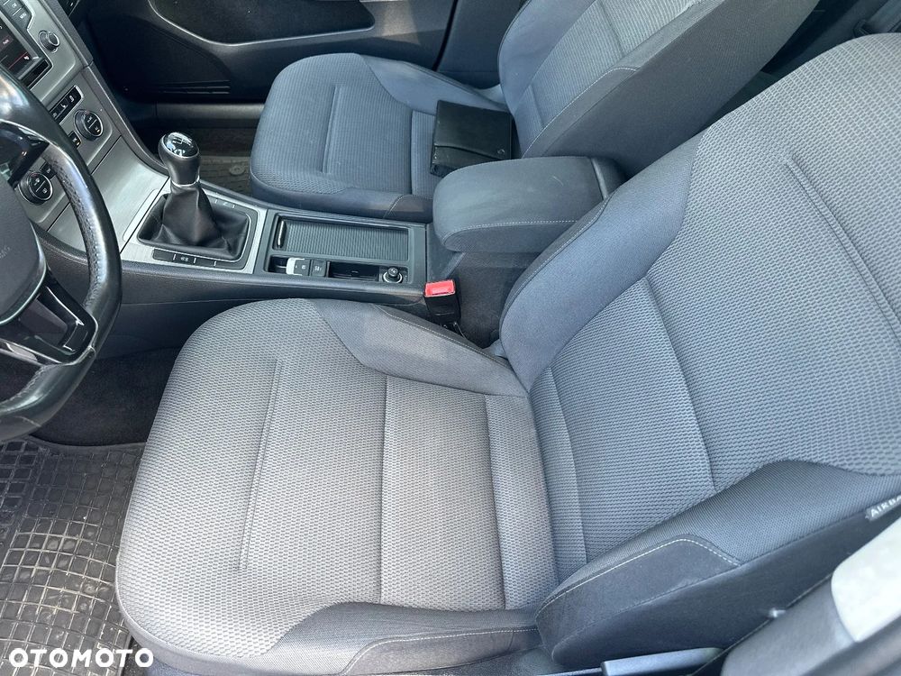 Volkswagen Golf 2.0 TDI BMT Comfortline - 15