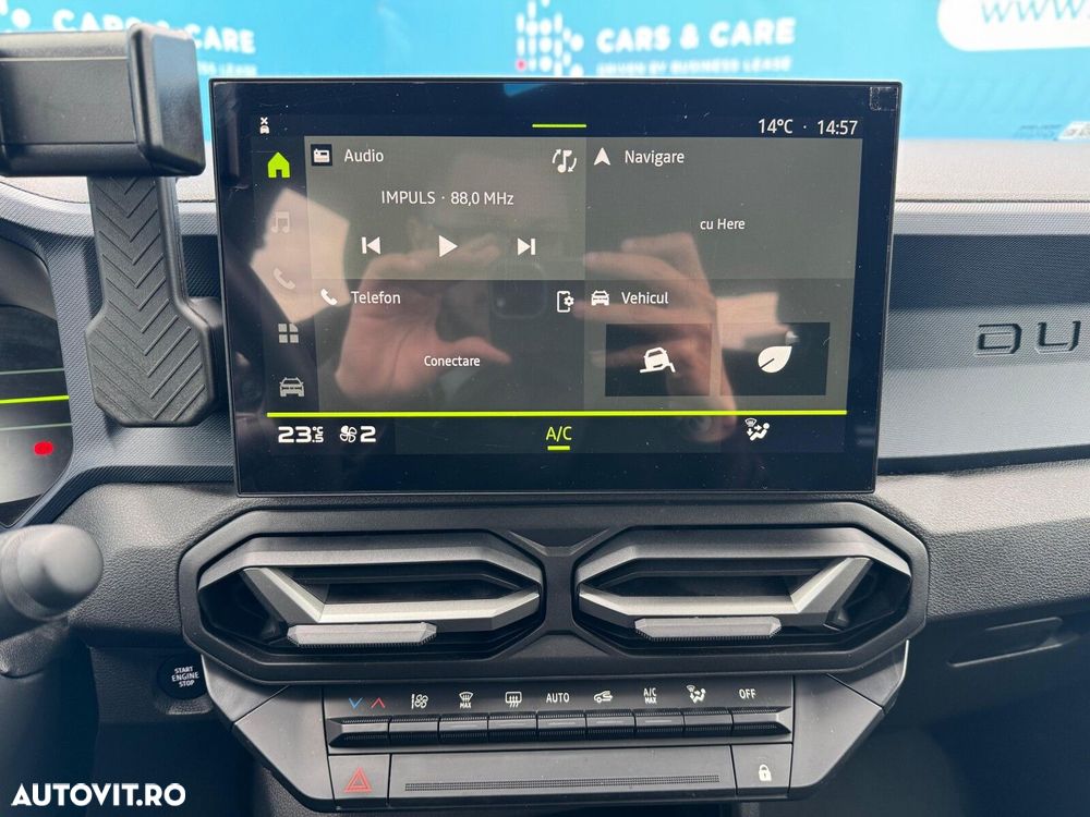 Dacia Duster TCe 130 4X4 MHEV Journey - 10