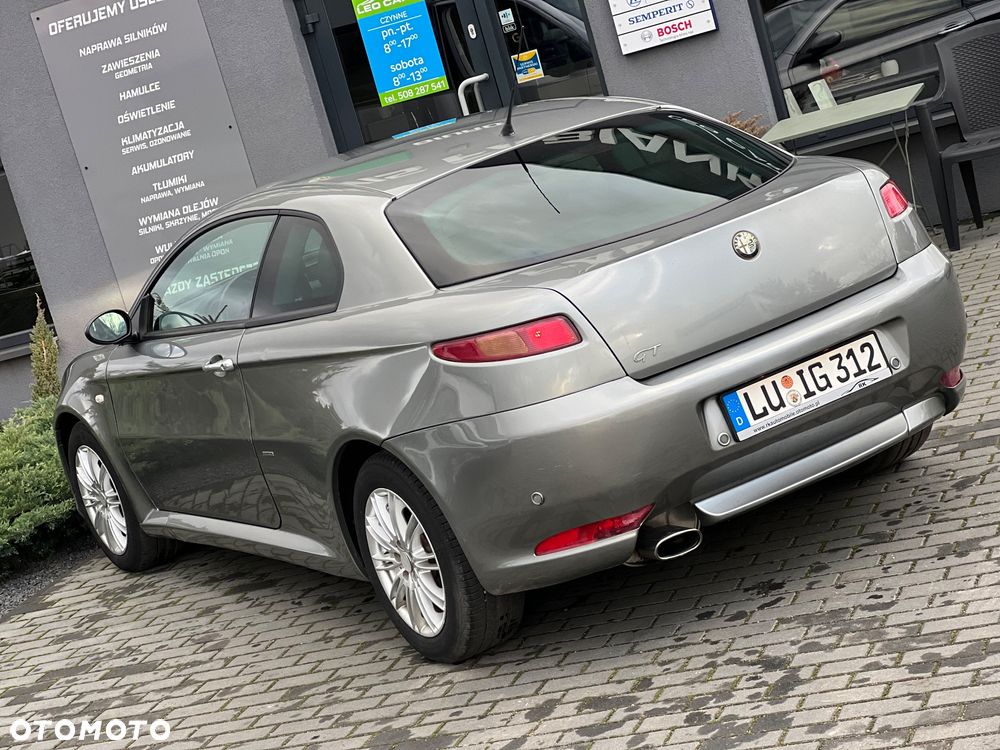 Alfa Romeo GT 2.0 JTS Distinctive Collezione - 16