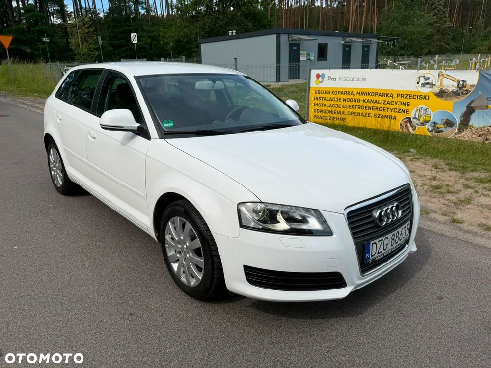 Audi A3 Sportback - 8