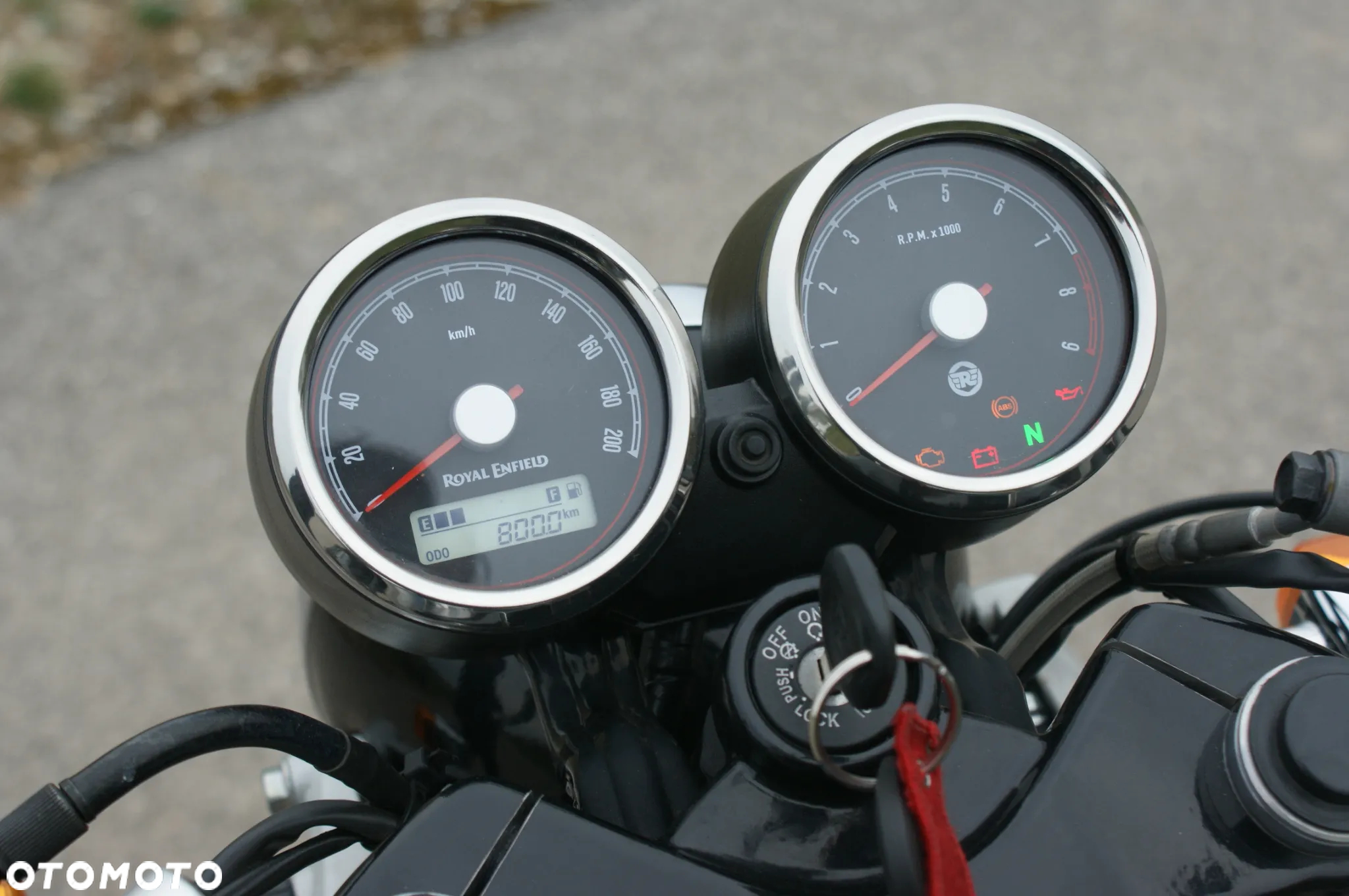 Royal Enfield Continental - 10