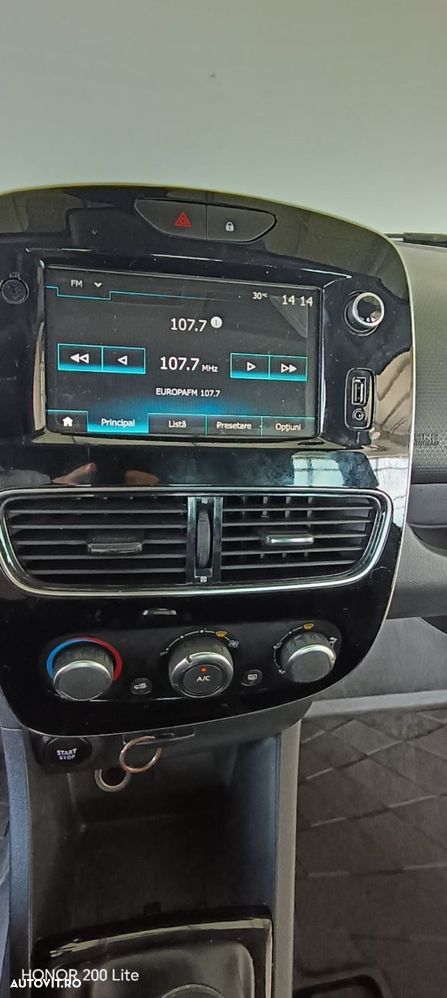 Renault Clio - 16