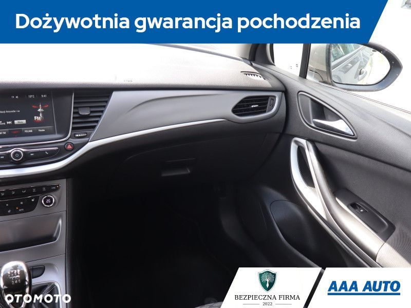 Opel Astra - 10