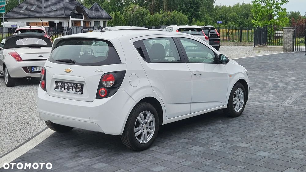 Chevrolet Aveo 1.2 LT - 3