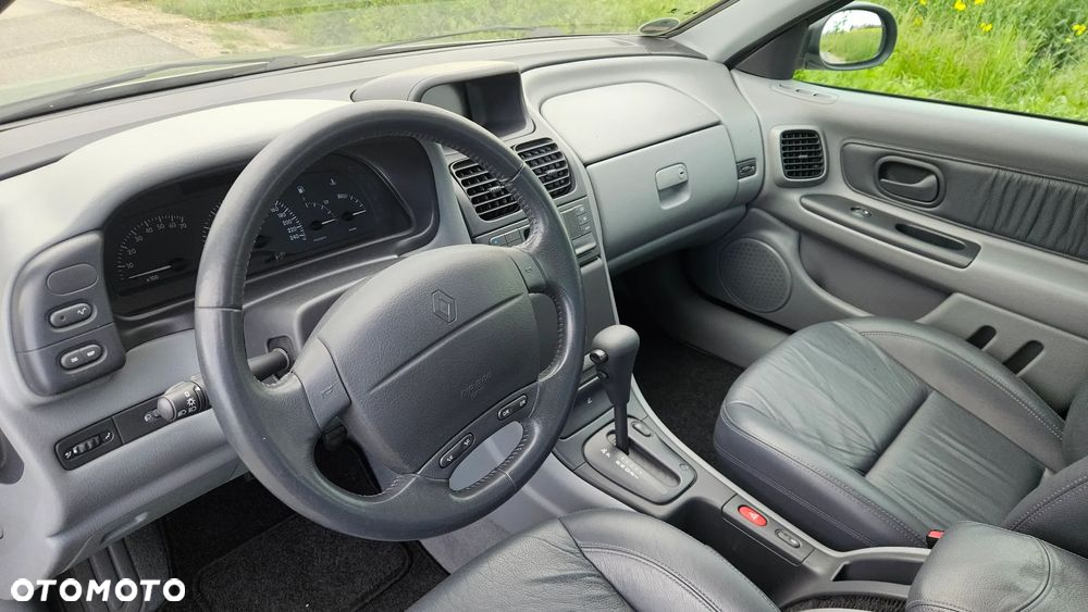 Renault Laguna - 19