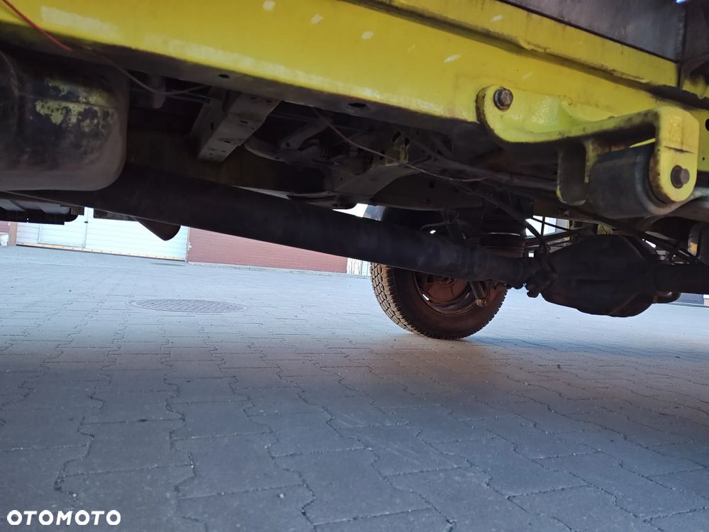 Mercedes-Benz Sprinter - 15