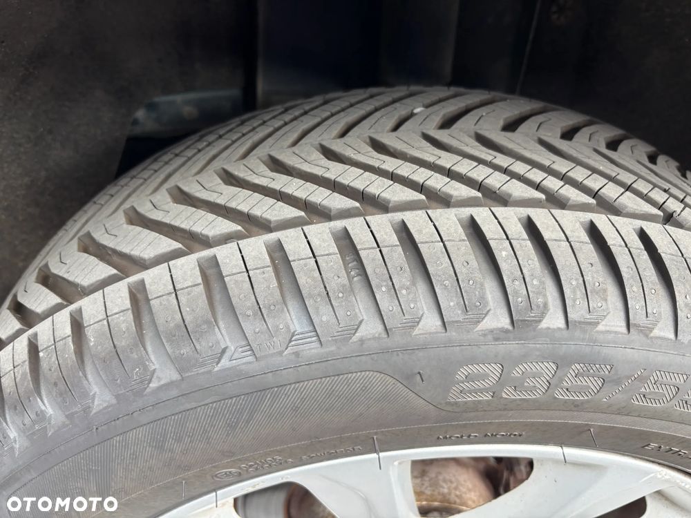 Ford Kuga 1.5 EcoBoost FWD Titanium ASS - 20