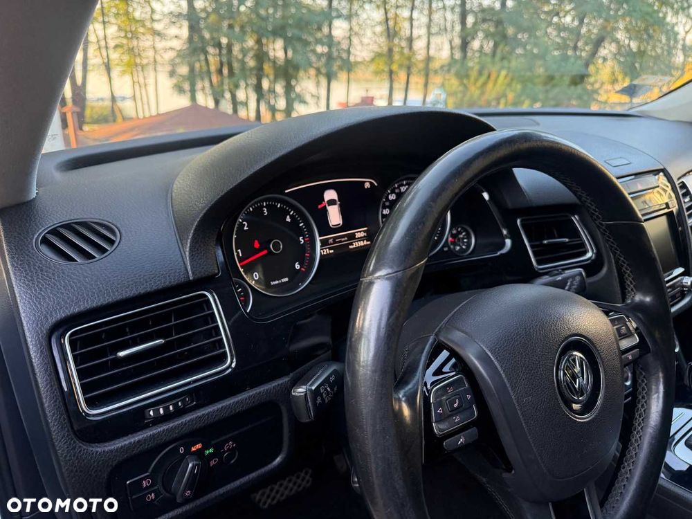 Volkswagen Touareg - 7