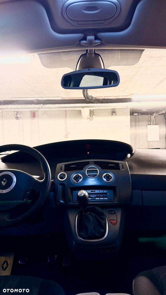 Renault Scenic 1.9 dCi Confort Privilege - 8