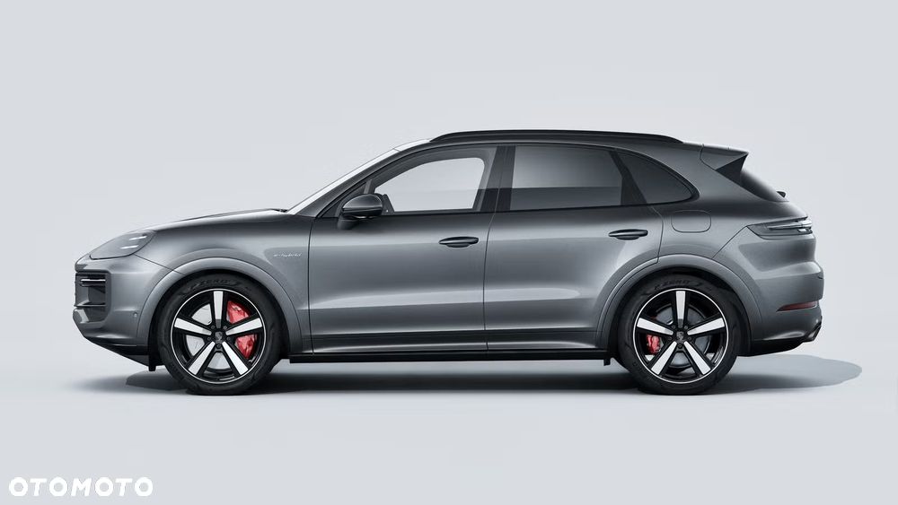 Porsche Cayenne Turbo E-Hybrid PHEV - 2