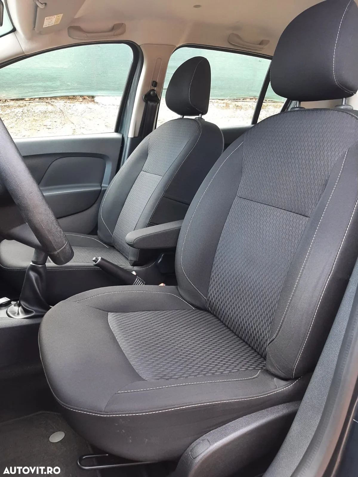 Dacia Sandero - 7