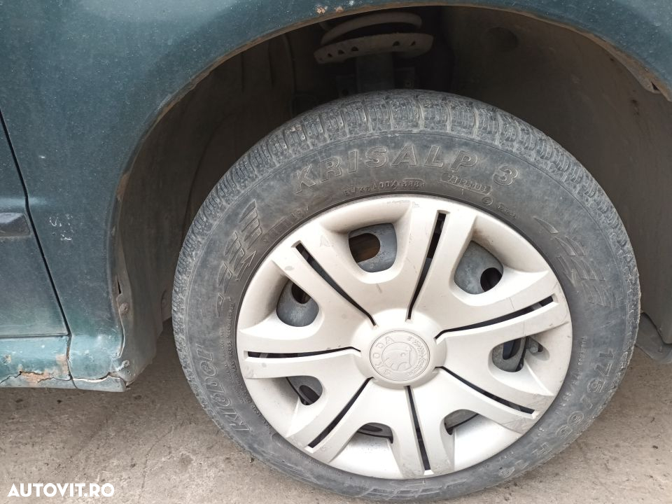 Dezmembrari  Skoda FABIA 1  1999  > 2008 1.4 16V Benzina - 5