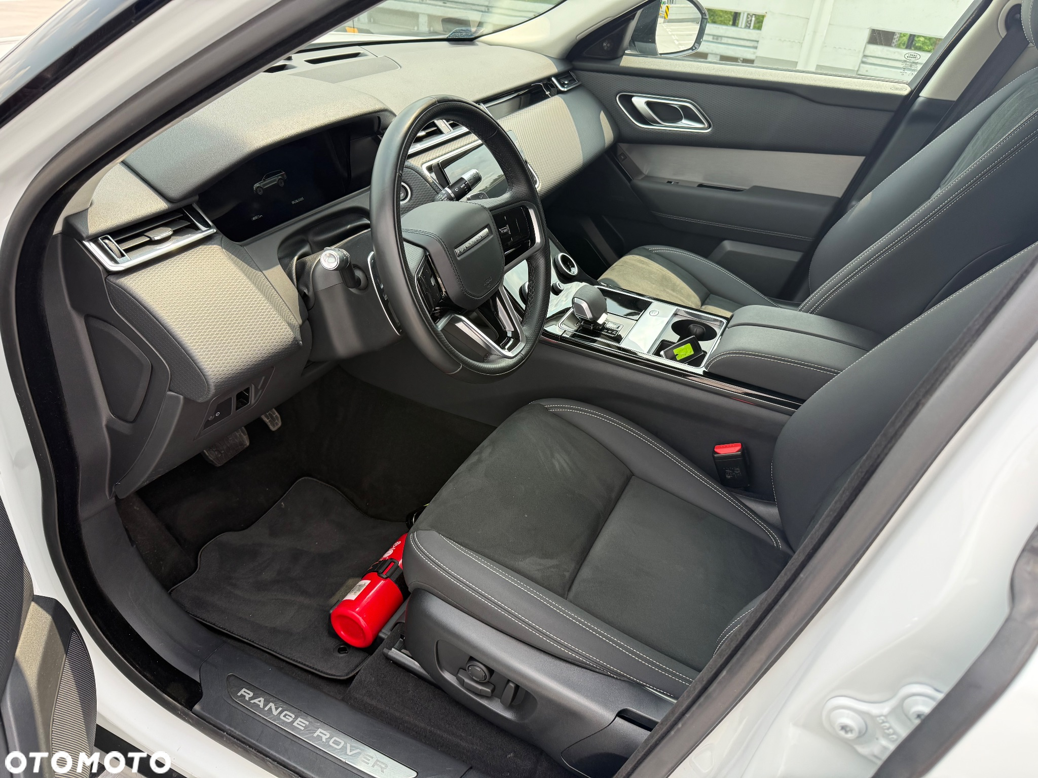 Land Rover Range Rover Velar 2.0 D200 mHEV - 16
