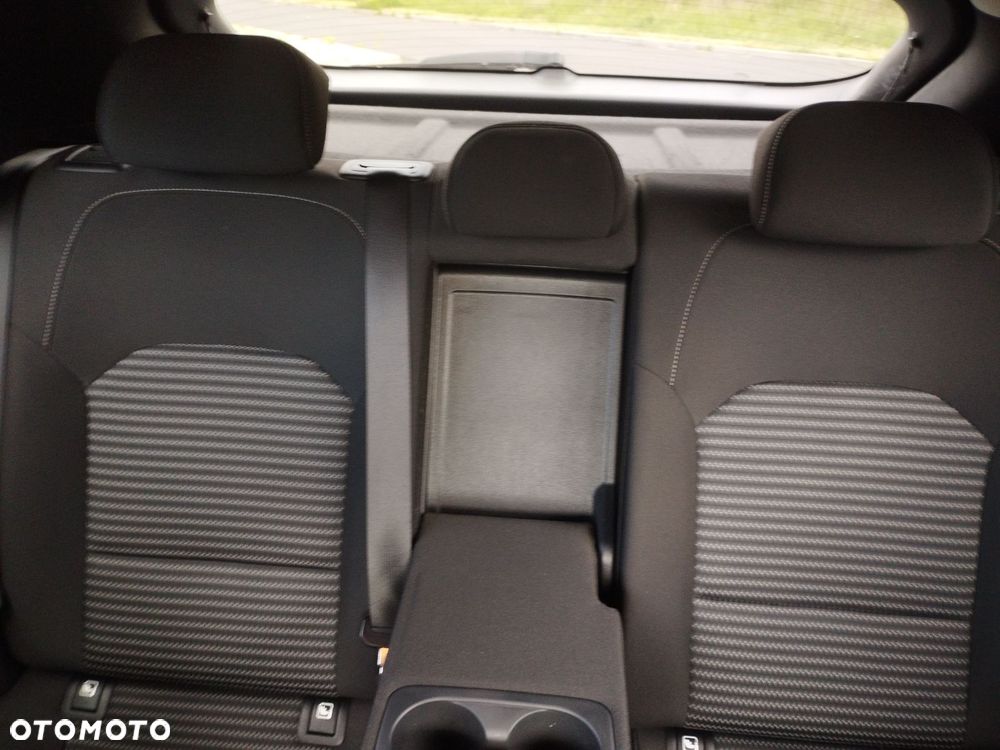 Kia XCeed 1.5 T-GDI M DCT - 16