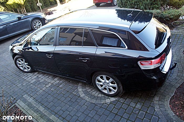 Toyota Avensis 2.0 Multidrive S Executive - 8