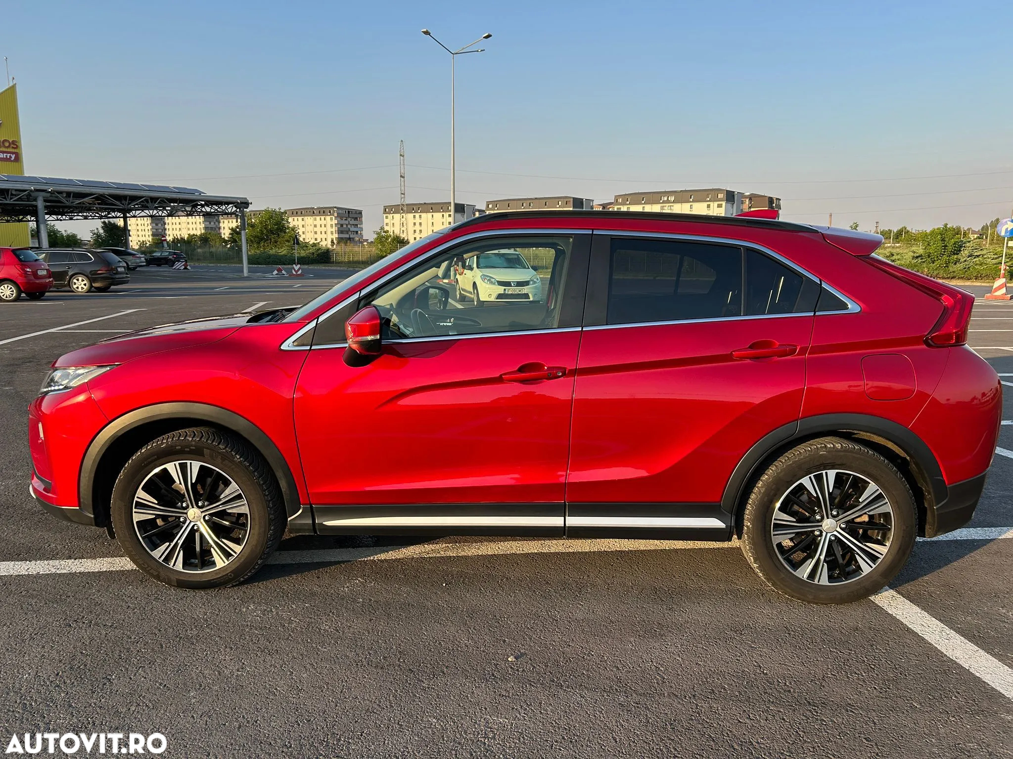 Mitsubishi Eclipse-Cross 1.5-litre 16-valve DOHC MIVEC 4X4 Intense+ Aut. - 2