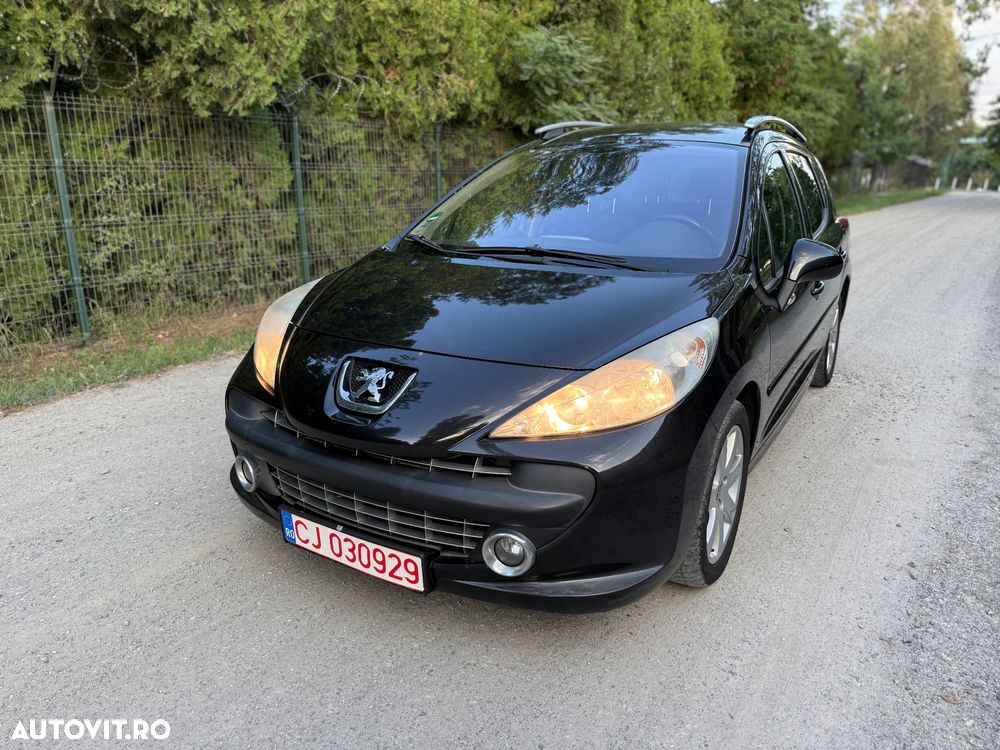 Peugeot 207 110 HDi FAP (Blue Lion) Sport - 1