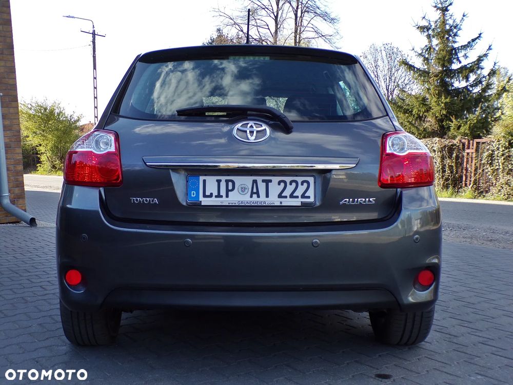 Toyota Auris 1.6 Life+ - 10