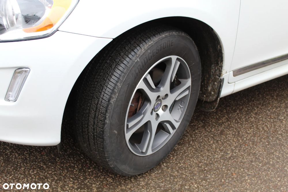 Volvo XC 60 T6 AWD Momentum - 8