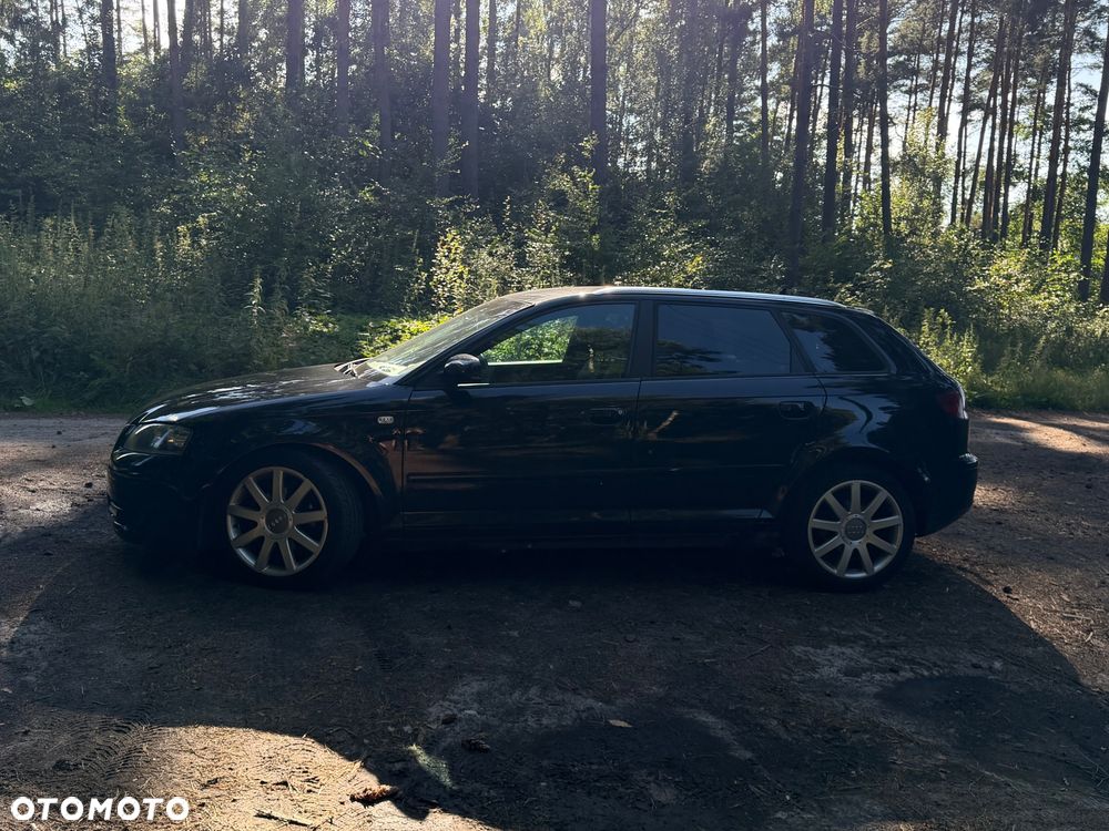 Audi A3 Sportback - 3