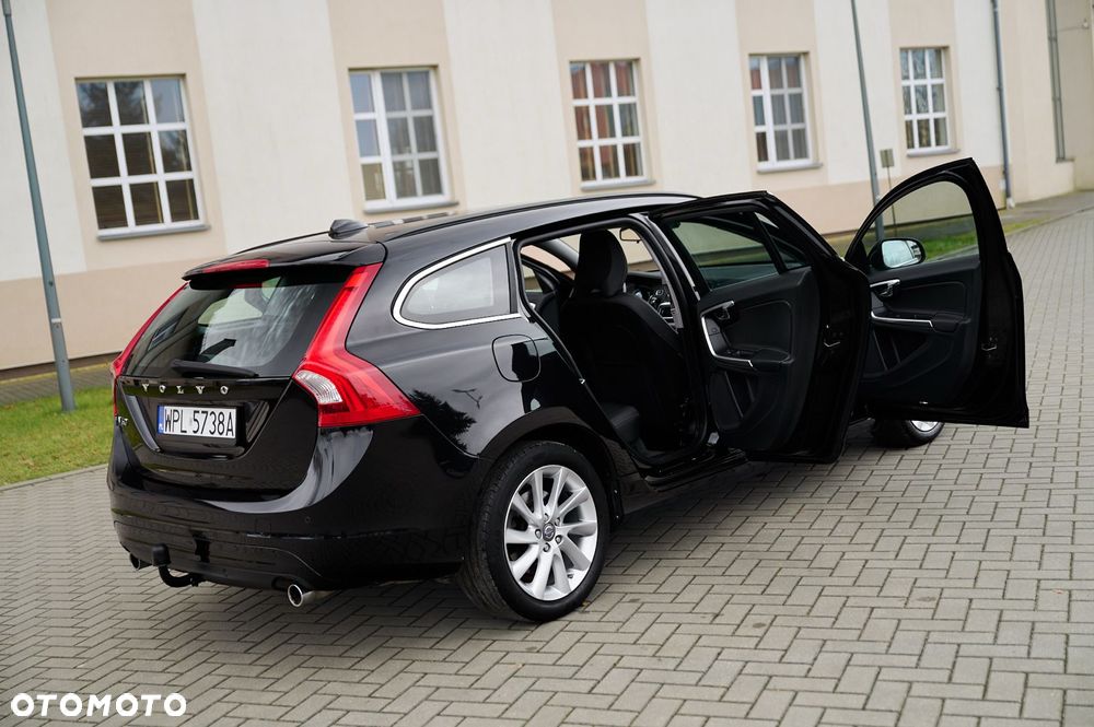 Volvo V60 T5 Geartronic Momentum - 20