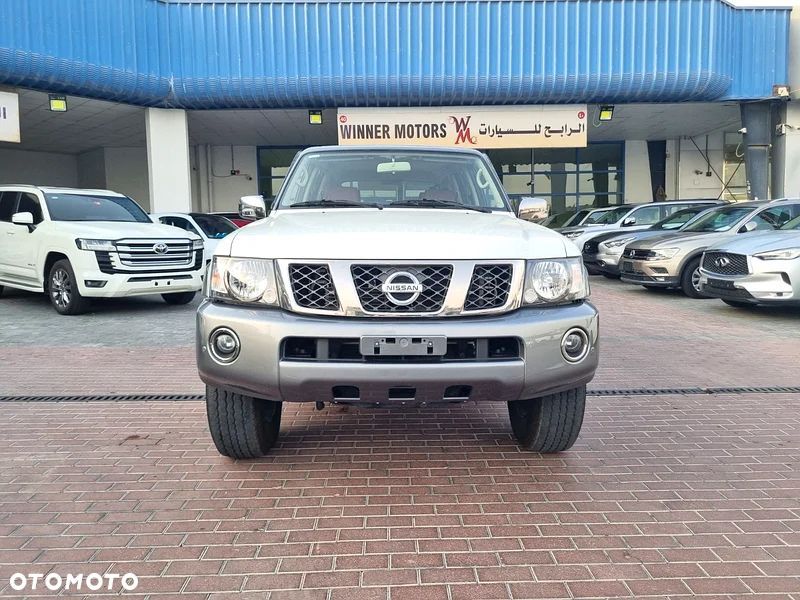 Nissan Patrol - 2