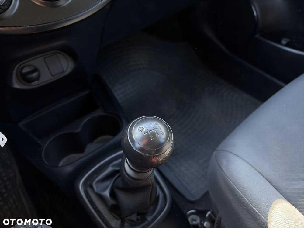 Toyota Yaris 1.5 Active - 18
