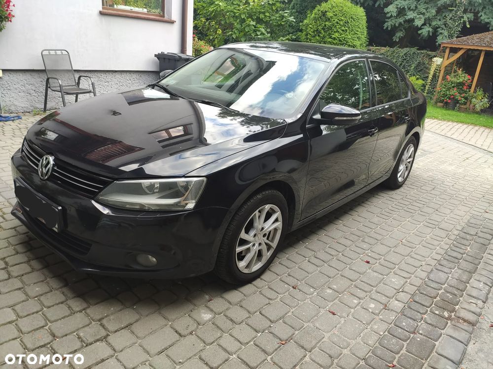 Volkswagen Jetta 1.6 TDI Comfortline - 2