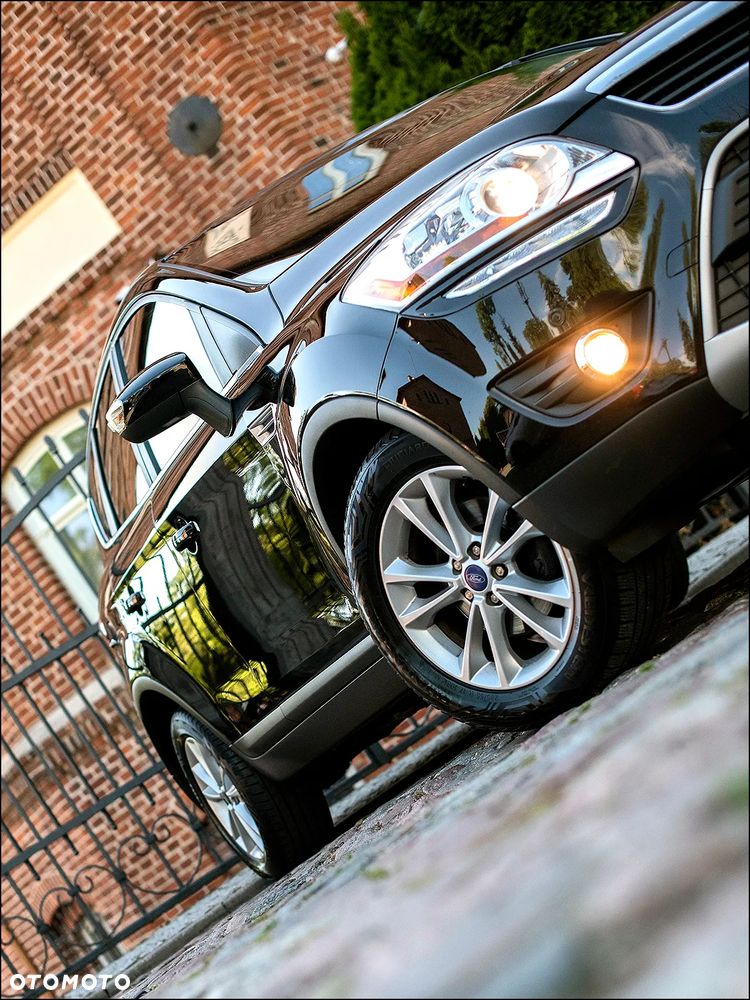 Ford Kuga - 10